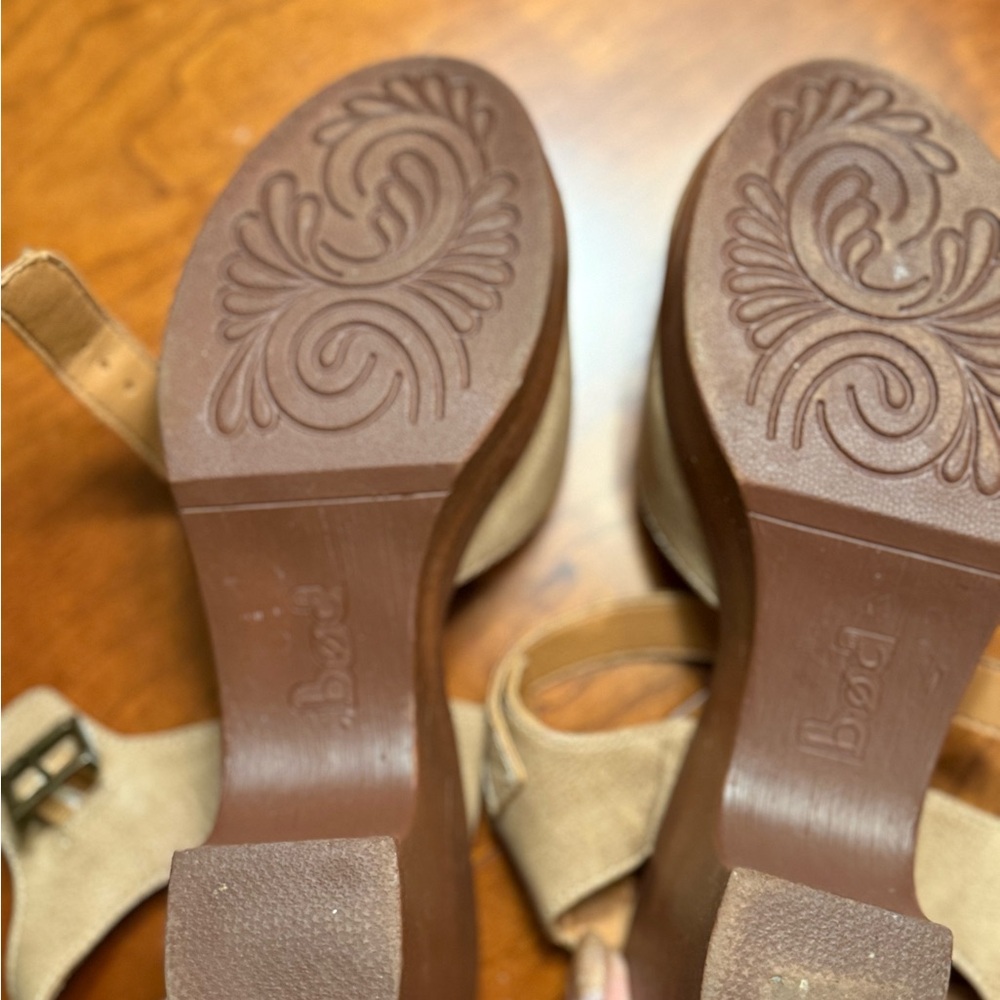 boc Beige/Tan Slingback Clog Heels - Picture 4 of 7